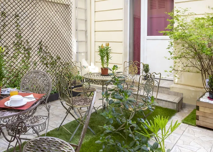 Hotel Montsouris Orleans Paris